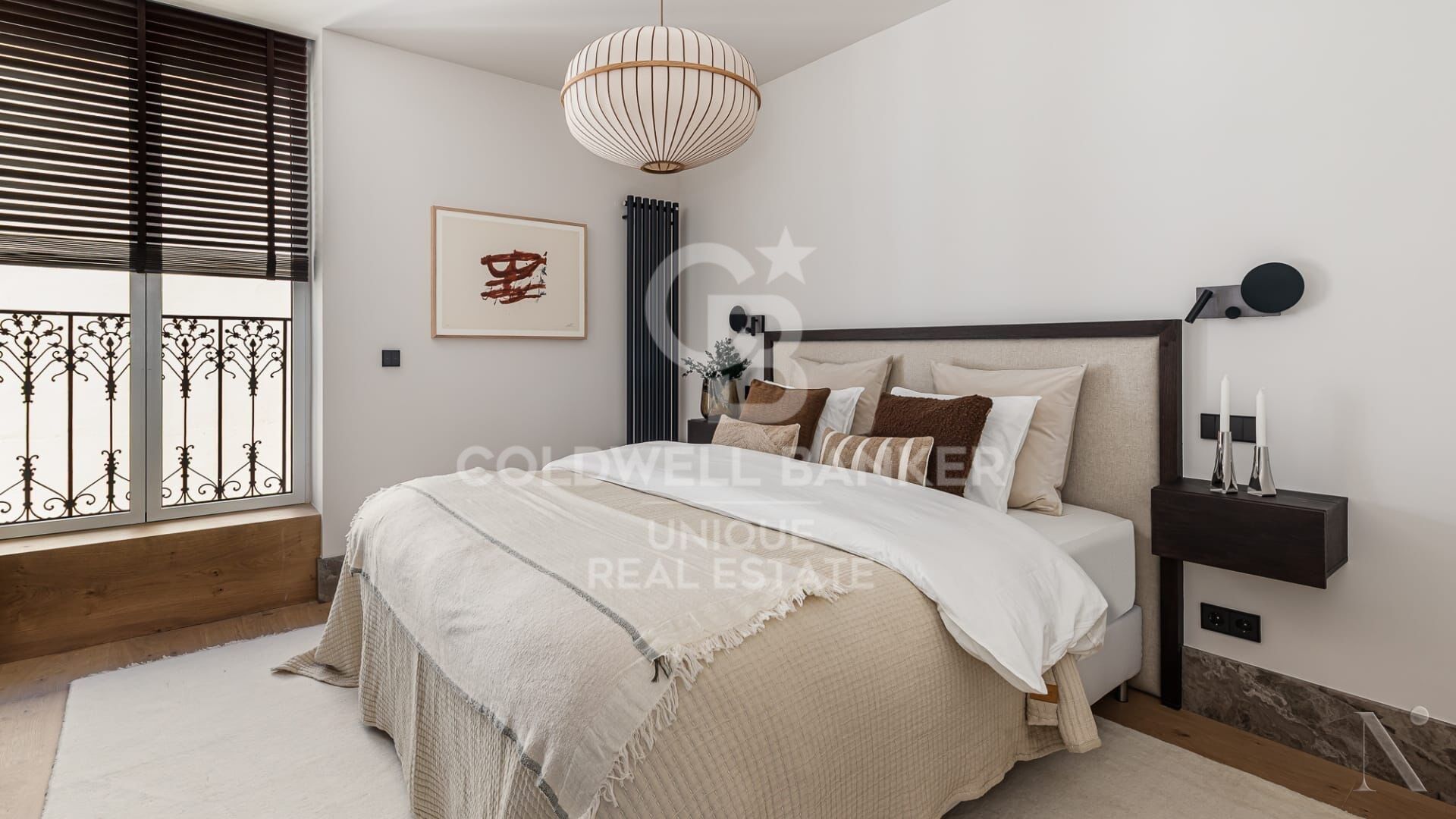 Dúplex penthouse con terraza y piscina