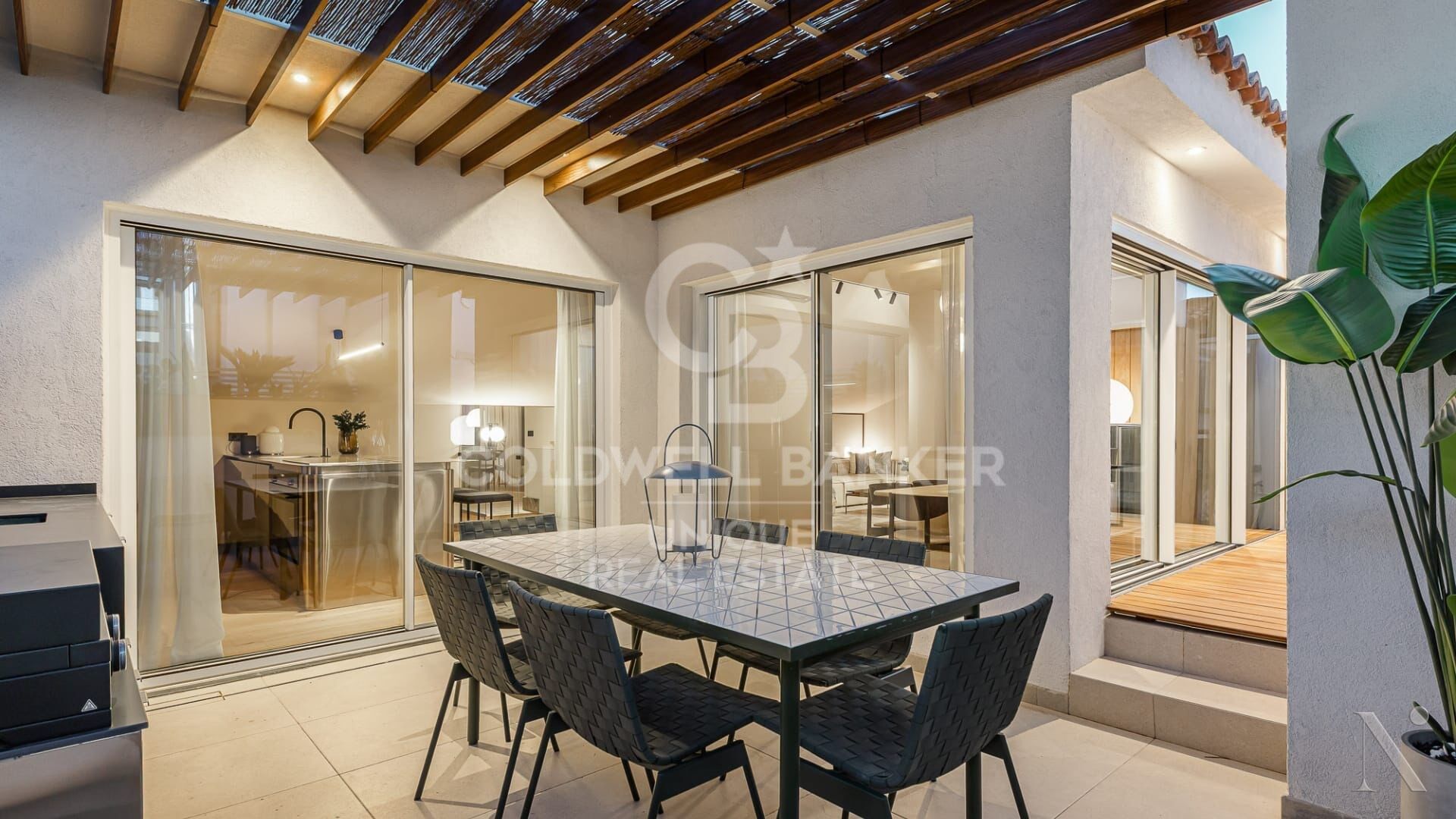 Penthouse duplex with terrace and pool