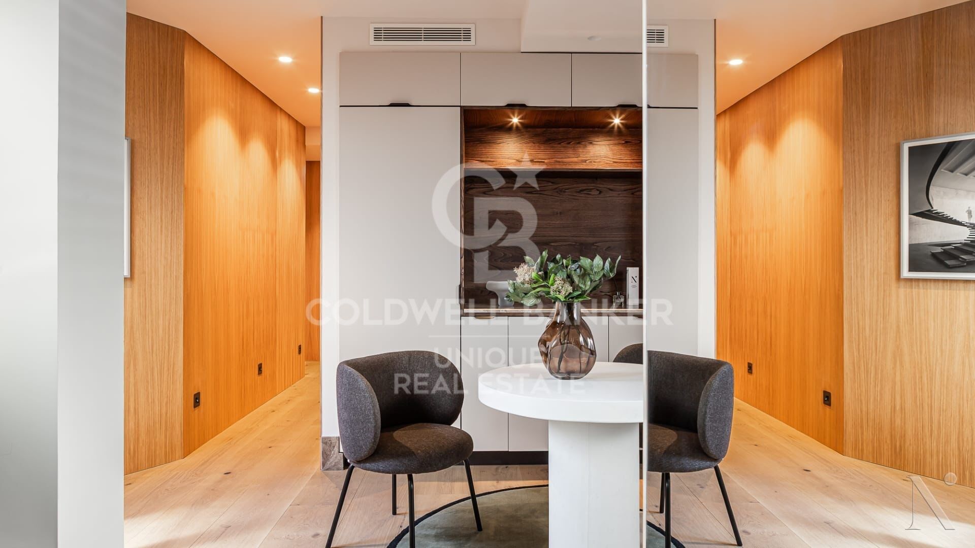 Duplex penthouse avec terrasse et piscine