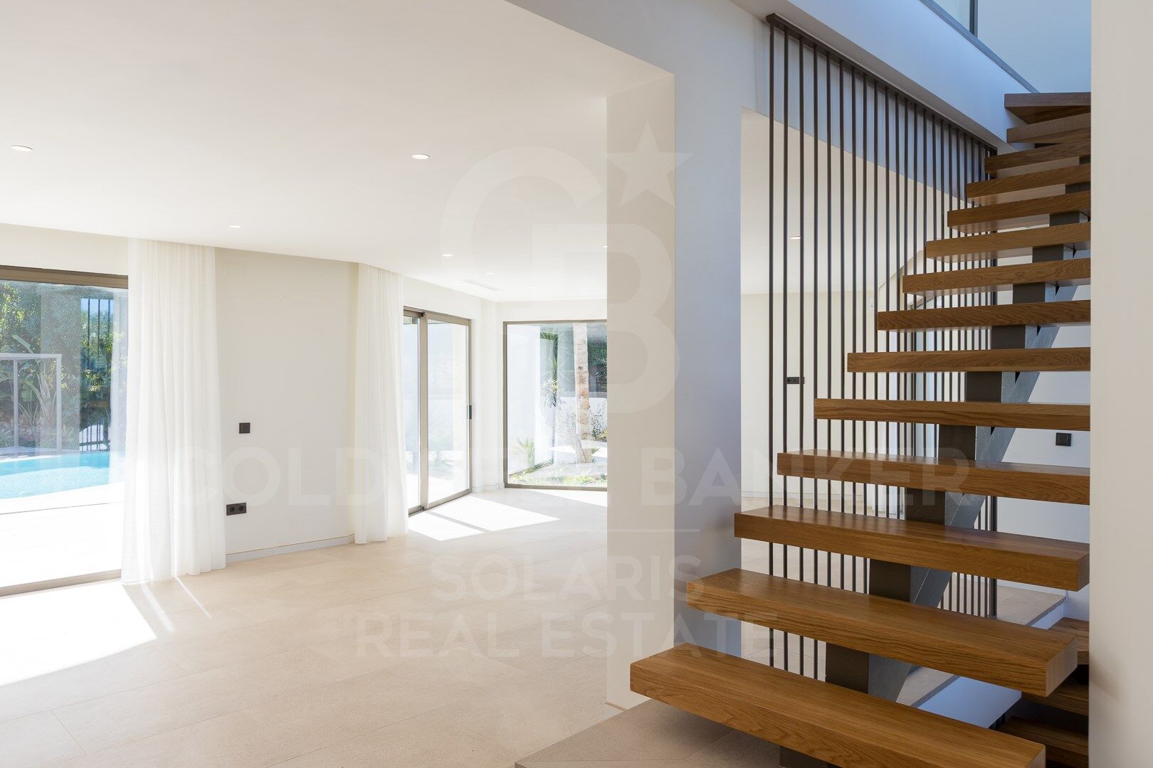Exclusiva villa Kentia contemporánea de obra nueva con diseño orgánico y vistas al mar en Jávea