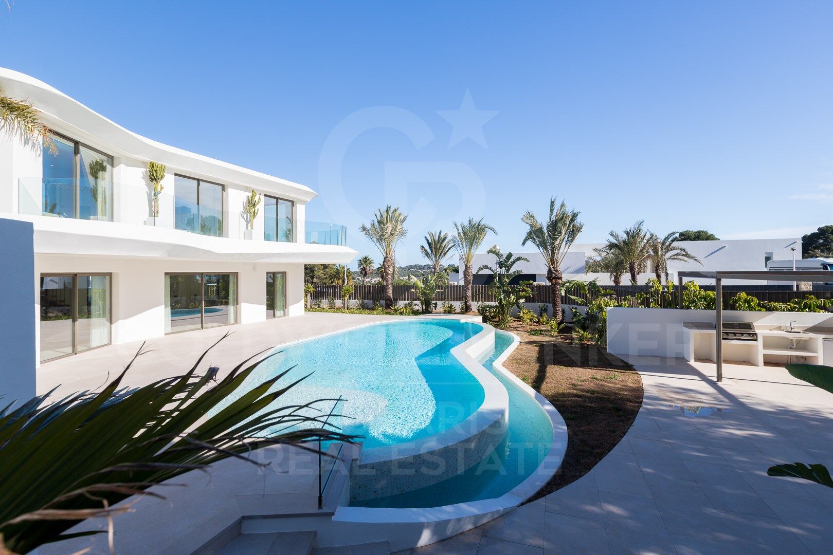 Exclusiva villa Kentia contemporánea de obra nueva con diseño orgánico y vistas al mar en Jávea