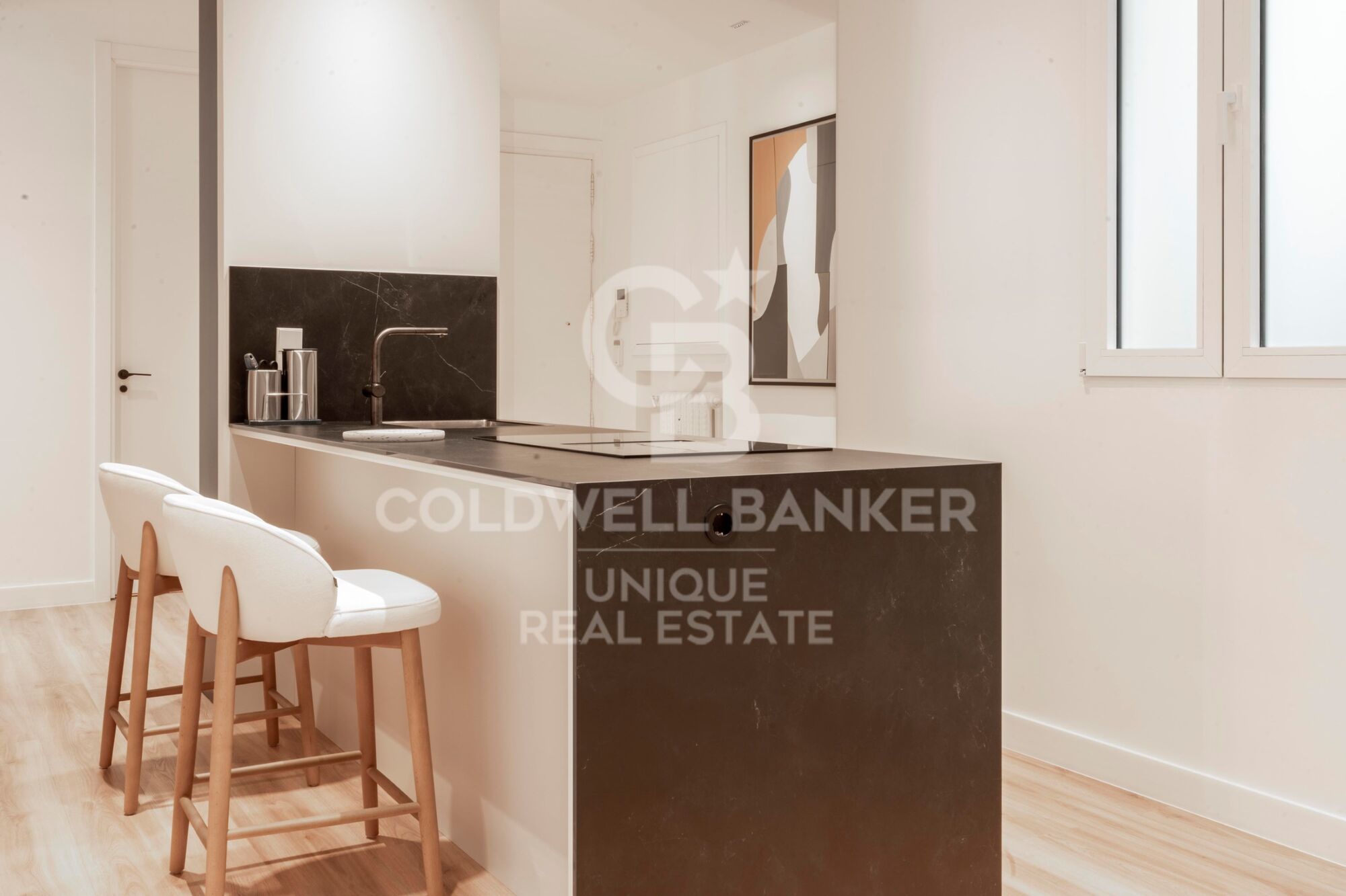 Brand-new three-bedroom en-suite apartment in Goya, Salamanca District