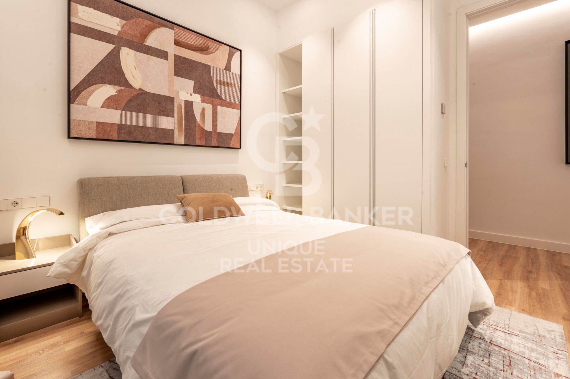 Brand-new three-bedroom en-suite apartment in Goya, Salamanca District