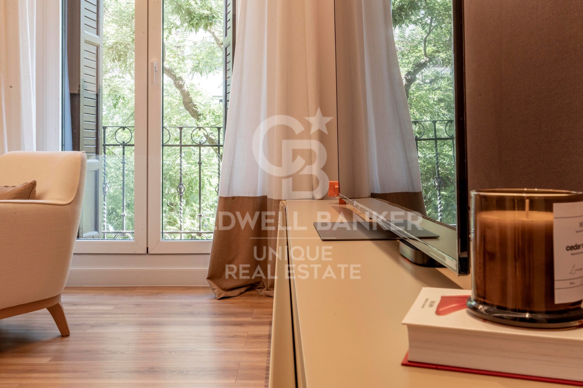 Brand-new three-bedroom en-suite apartment in Goya, Salamanca District