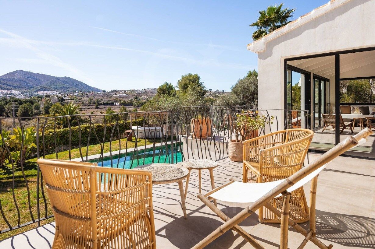 Exclusive Mediterranean villa with open views, saline pool and absolute privacy in Tarraula, Javea