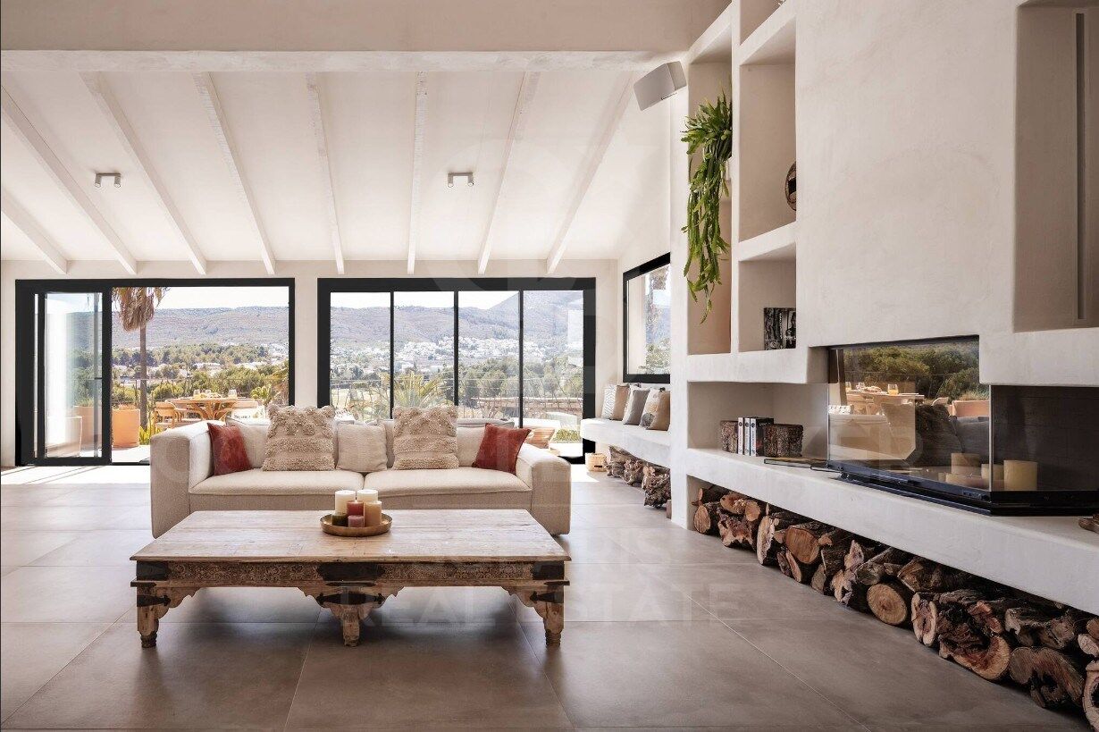 Exclusive Mediterranean villa with open views, saline pool and absolute privacy in Tarraula, Javea