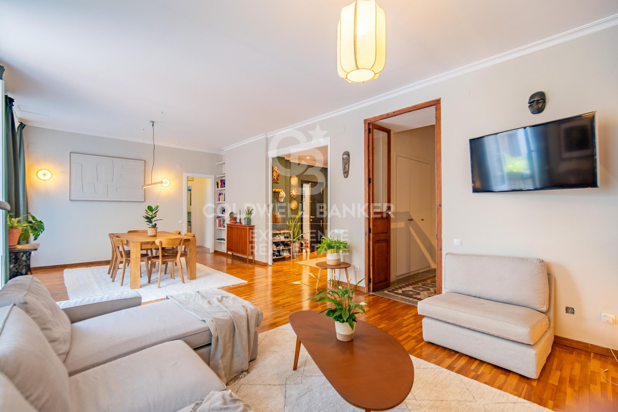 Elegante piso de 145m2 muy luminoso y con balcón en la Xerea