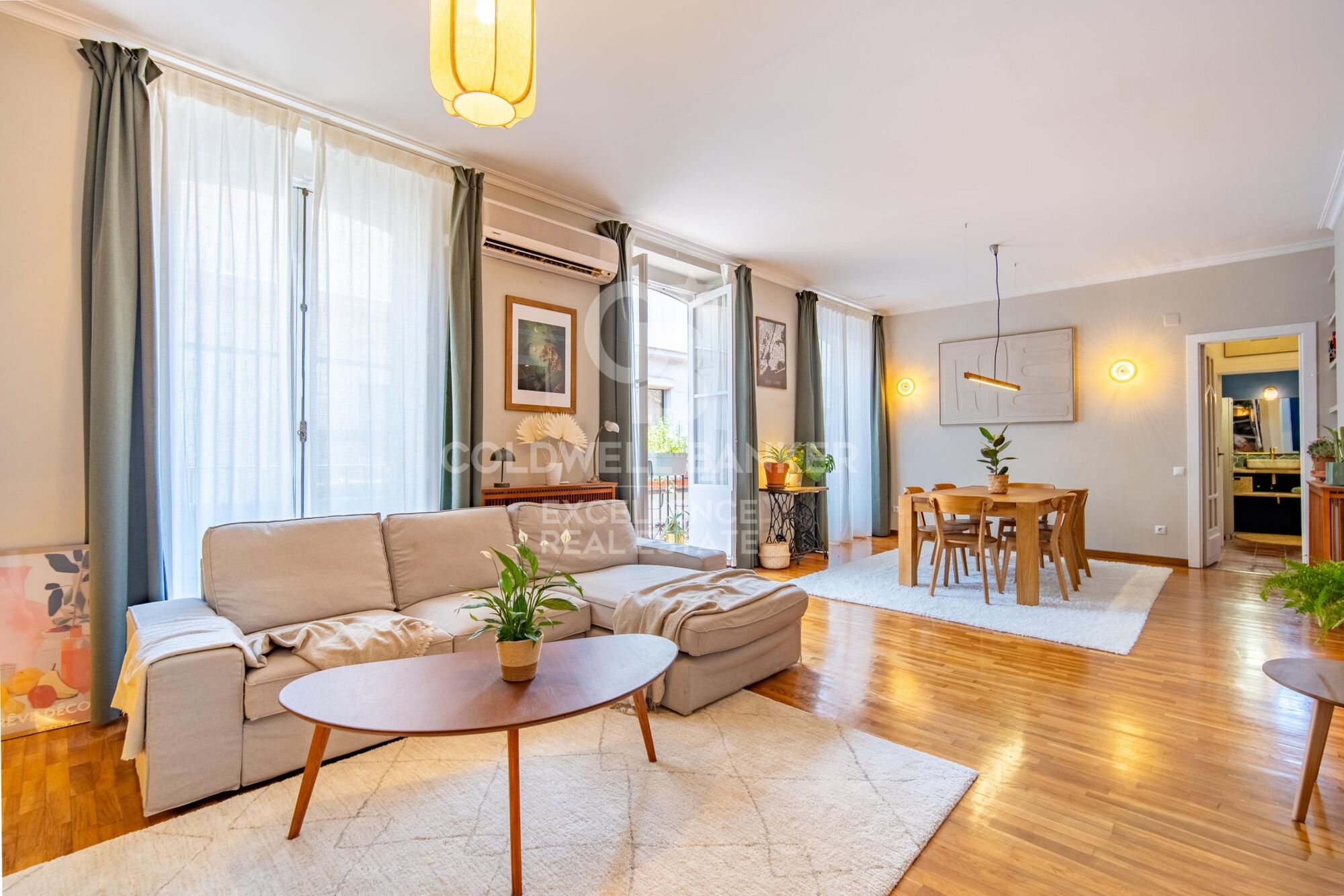 NOUVEAU PRIX · Appartement majestueux de 145 m² avec 3 balcons, hauts plafonds et mosaïque valencien