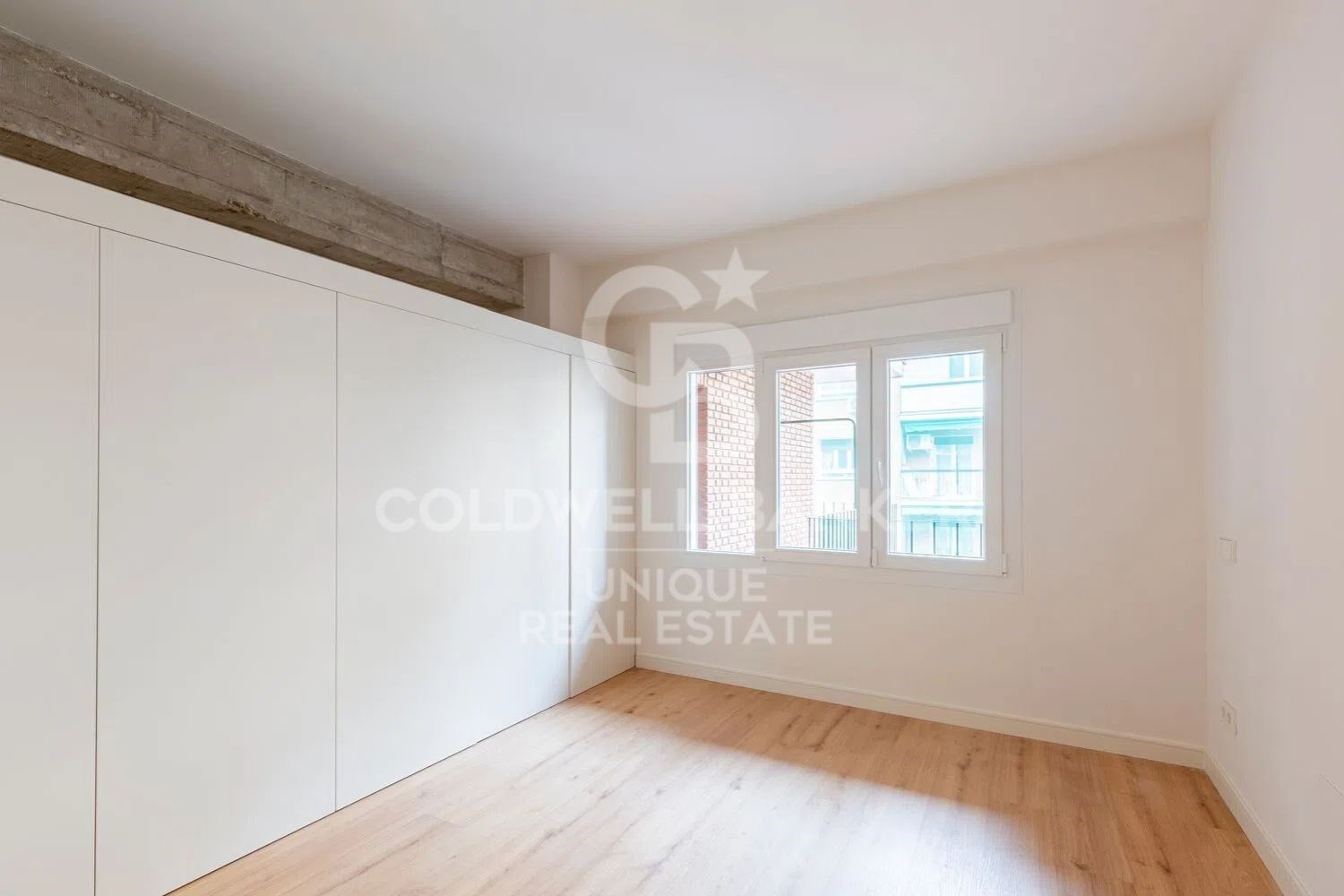 Flat 3 Bedrooms Sale Madrid