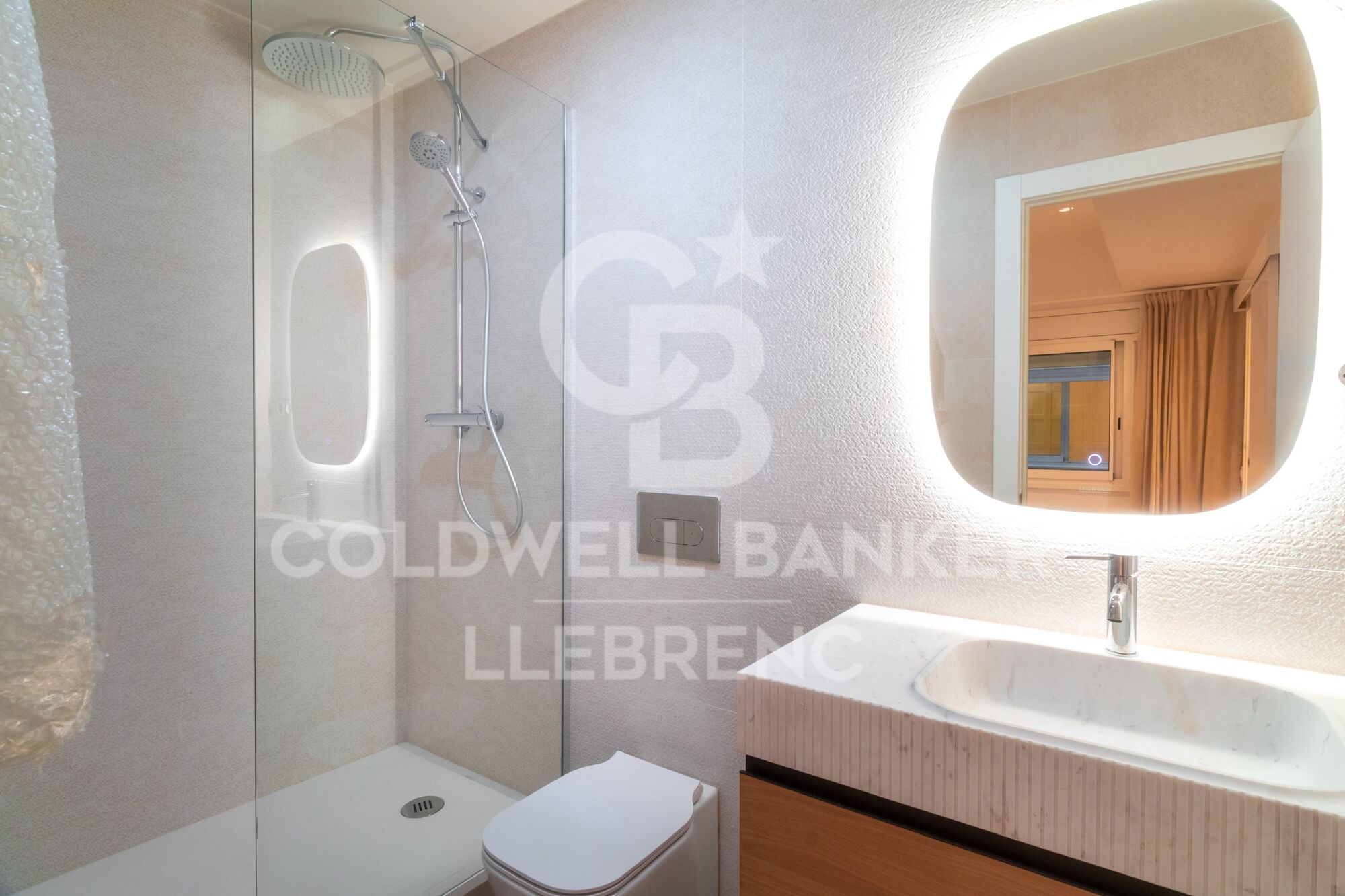 Exclusiva vivienda completamente reformada y lista para estrenar