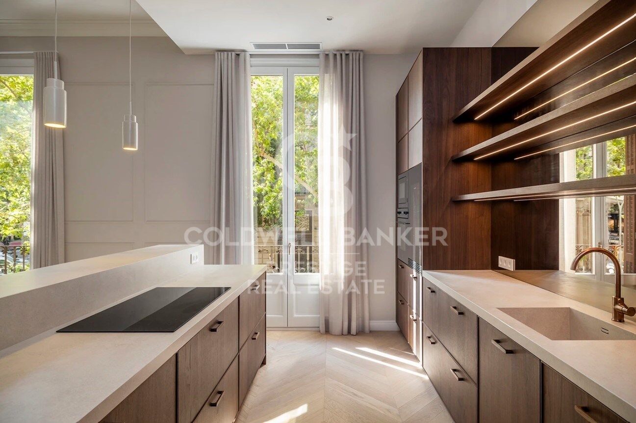 Exklusive Wohnung mit Terrasse in Eixample Derecho, Barcelona