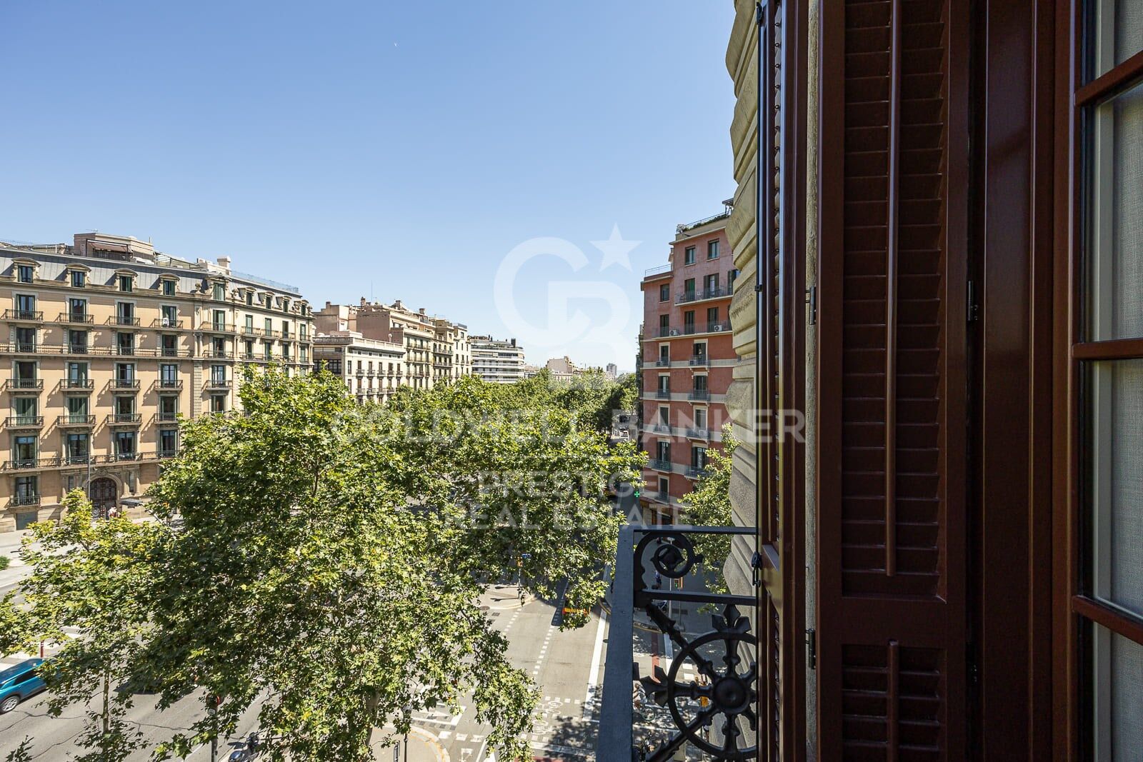 Appartement rénové à vendre dans l'Eixample Derecho
