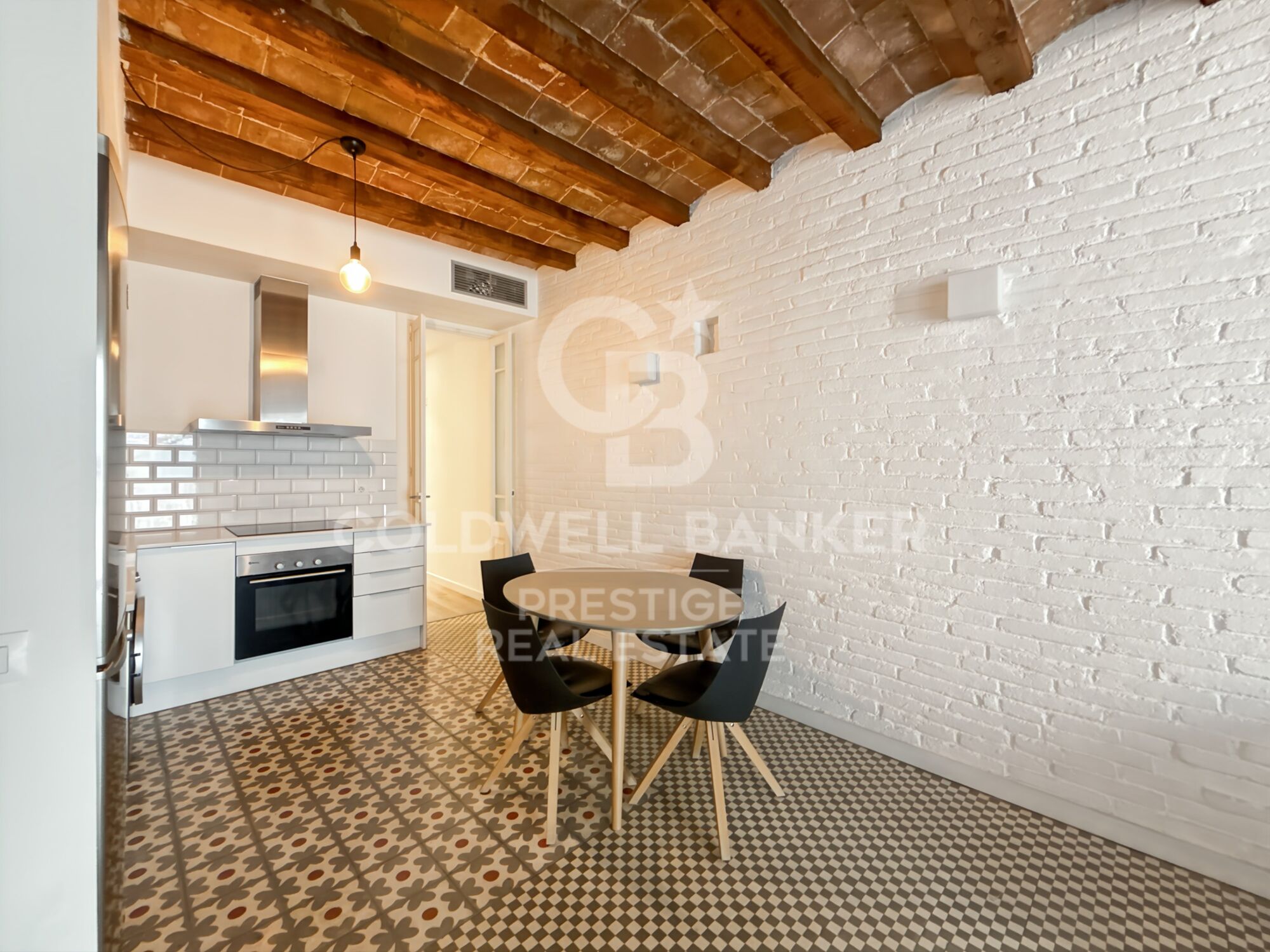 Renovated Apartment for Sale - Vila de Gràcia, Barcelona