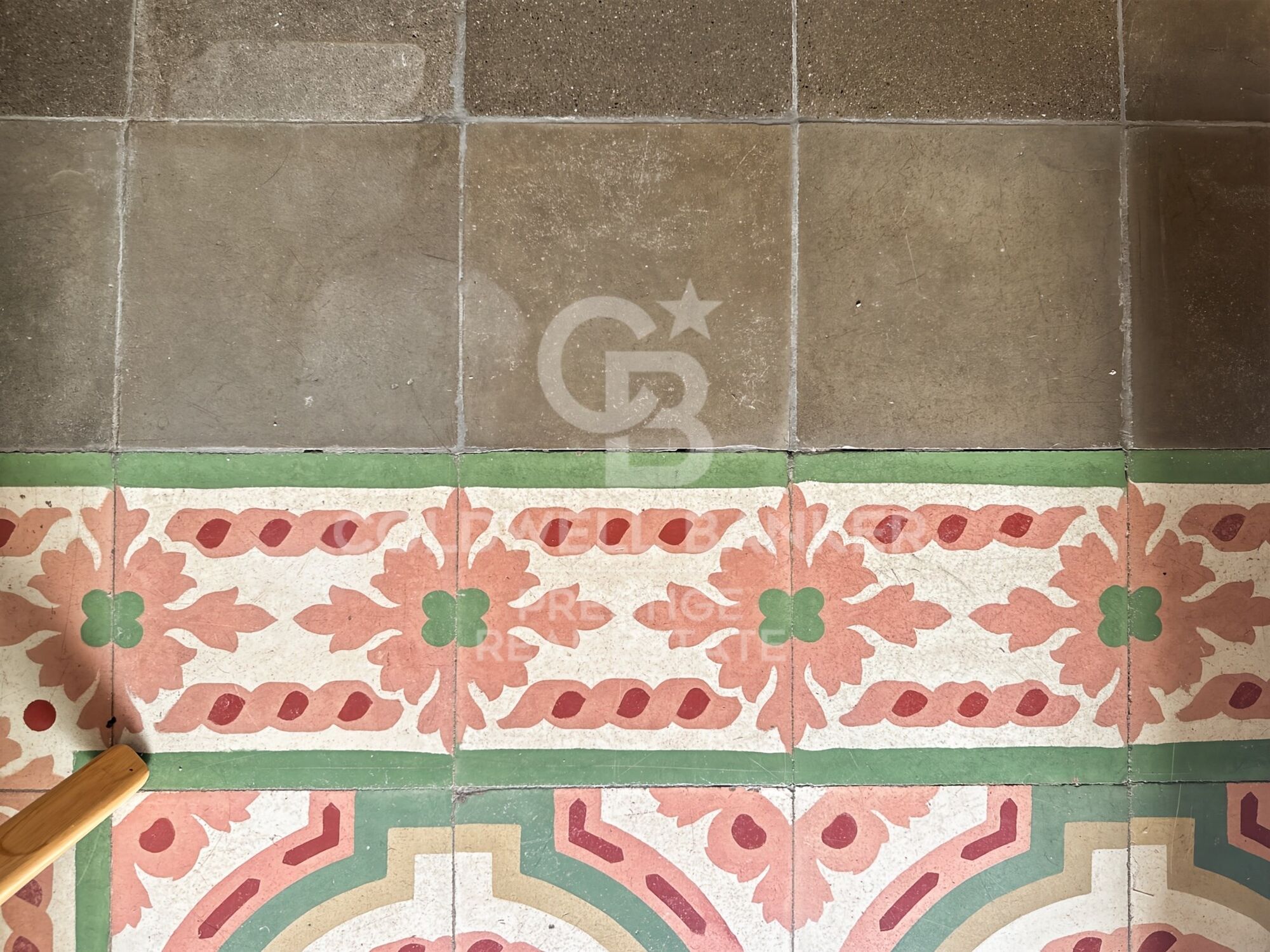 Renovated Apartment for Sale - Vila de Gràcia, Barcelona