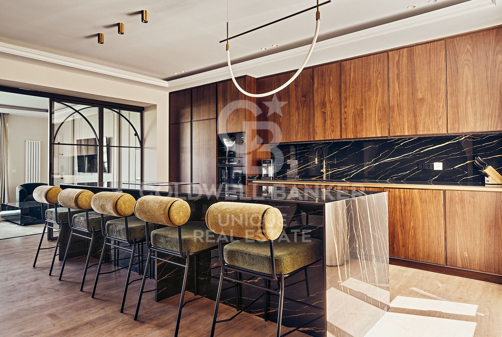 Four-bedroom apartment in Salamanca District