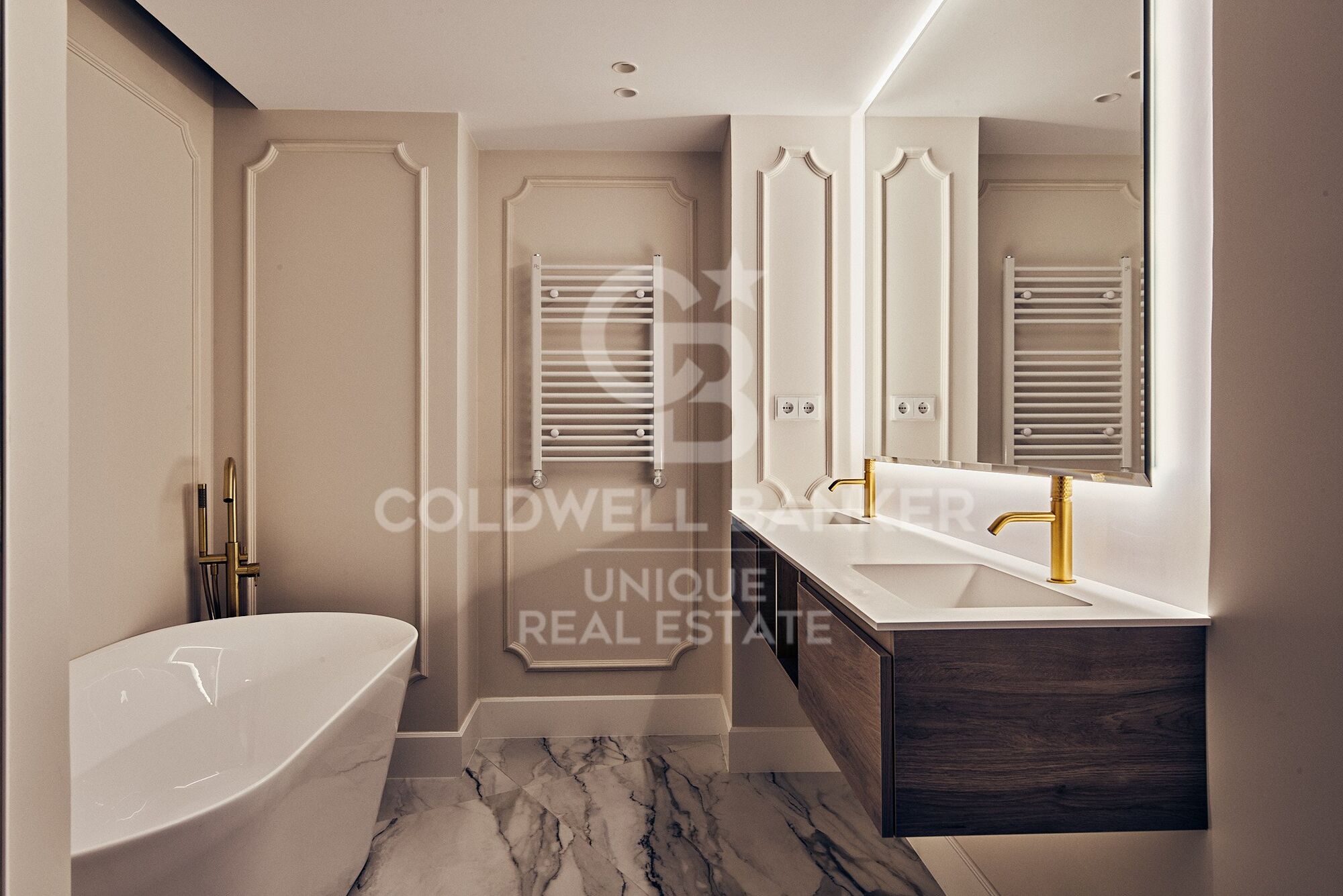 Four-bedroom apartment in Salamanca District