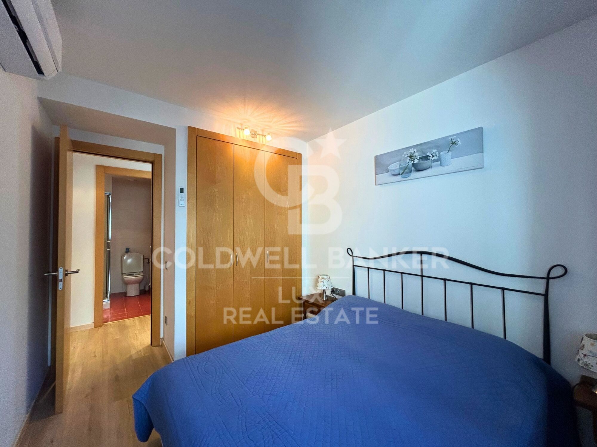 3-Zimmer-Wohnung im Zentrum von Roses mit Parkplatz, Abstellraum und Tourismuslizenz