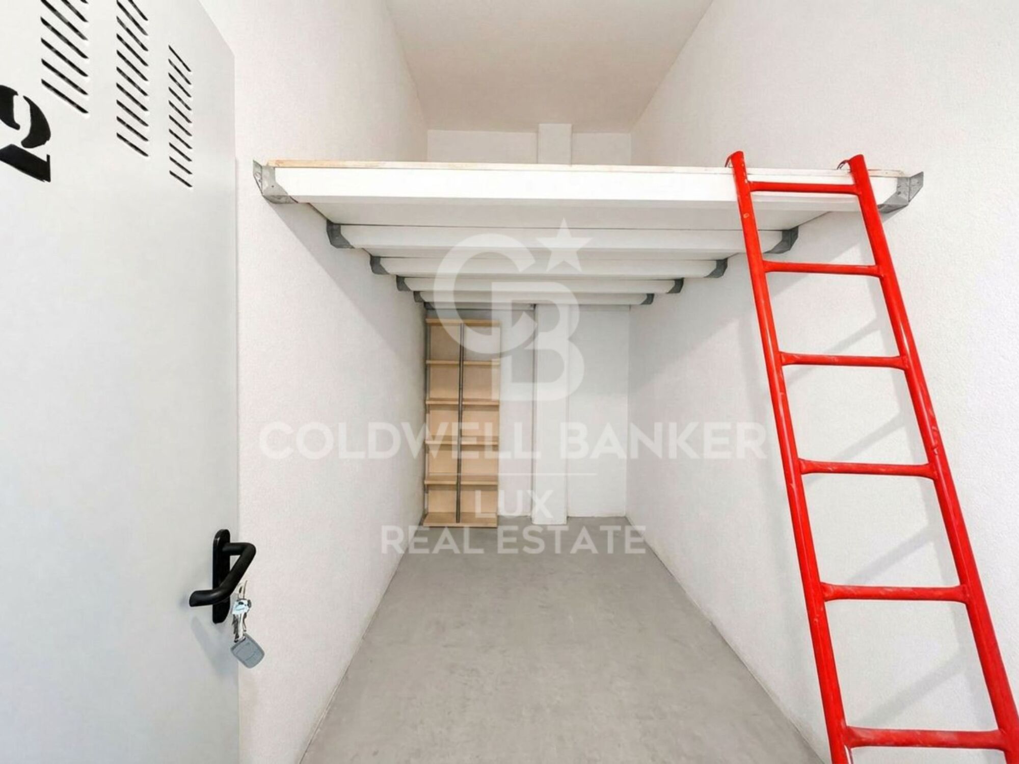 Appartement de 3 chambres, centre de Roses, parking, débarras et licence touristique