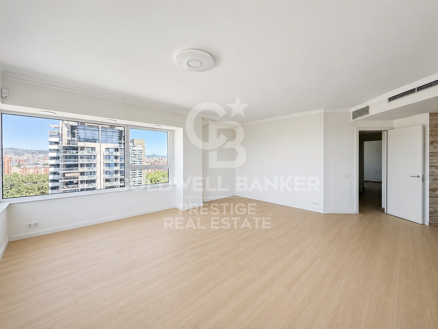 12th floor, south-facing with sea views