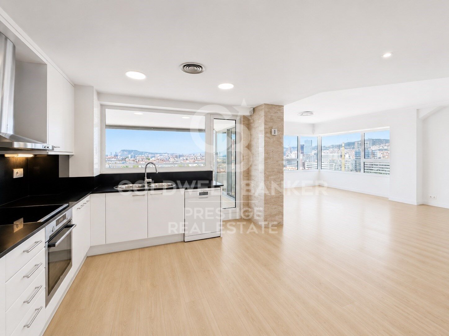 12th floor, south-facing with sea views