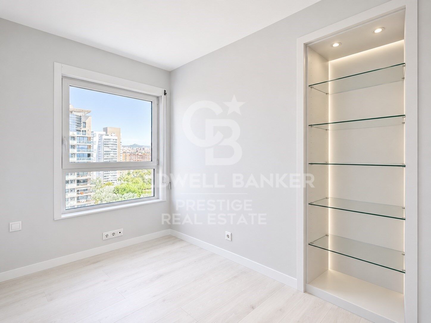 12. Etage, Südausrichtung mit Meerblick