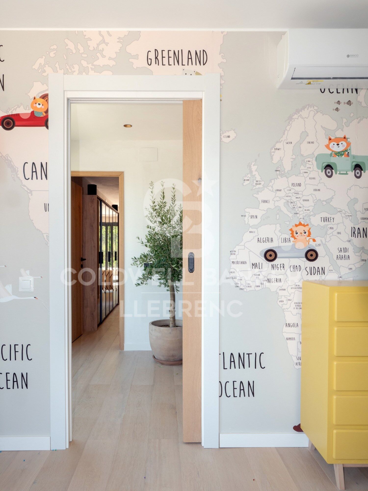 Exclusiva vivienda unifamiliar en venta con vistas panorámicas en Can Cortés, Sant Cugat del Vallès