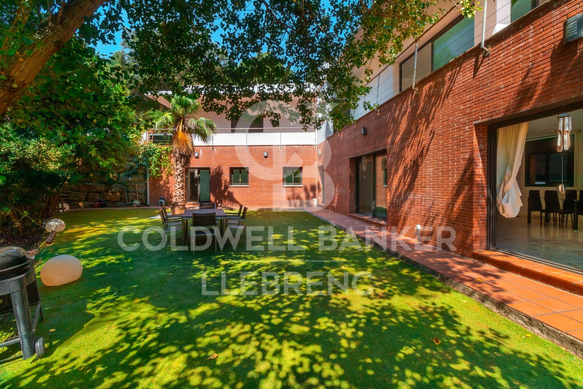 Espectacular casa unifamiliar e venta con jardín y piscina de 507 m² con piscina y jardín en Can Cortés