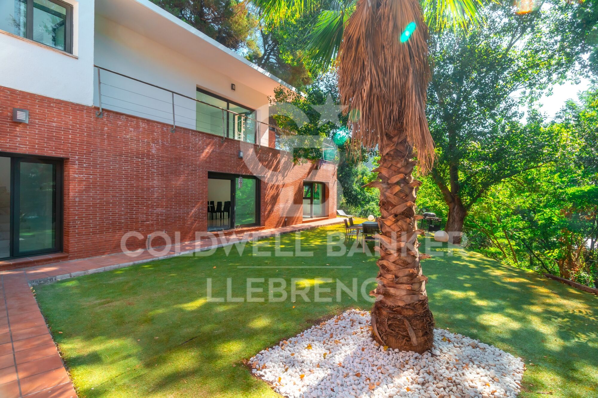 Espectacular casa unifamiliar e venta con jardín y piscina de 507 m² con piscina y jardín en Can Cortés