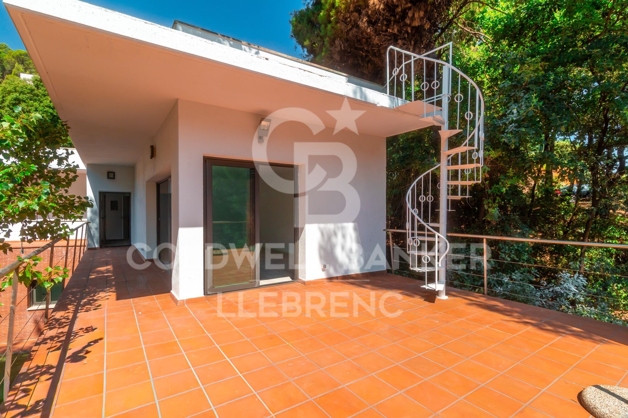 Espectacular casa unifamiliar e venta con jardín y piscina de 507 m² con piscina y jardín en Can Cortés