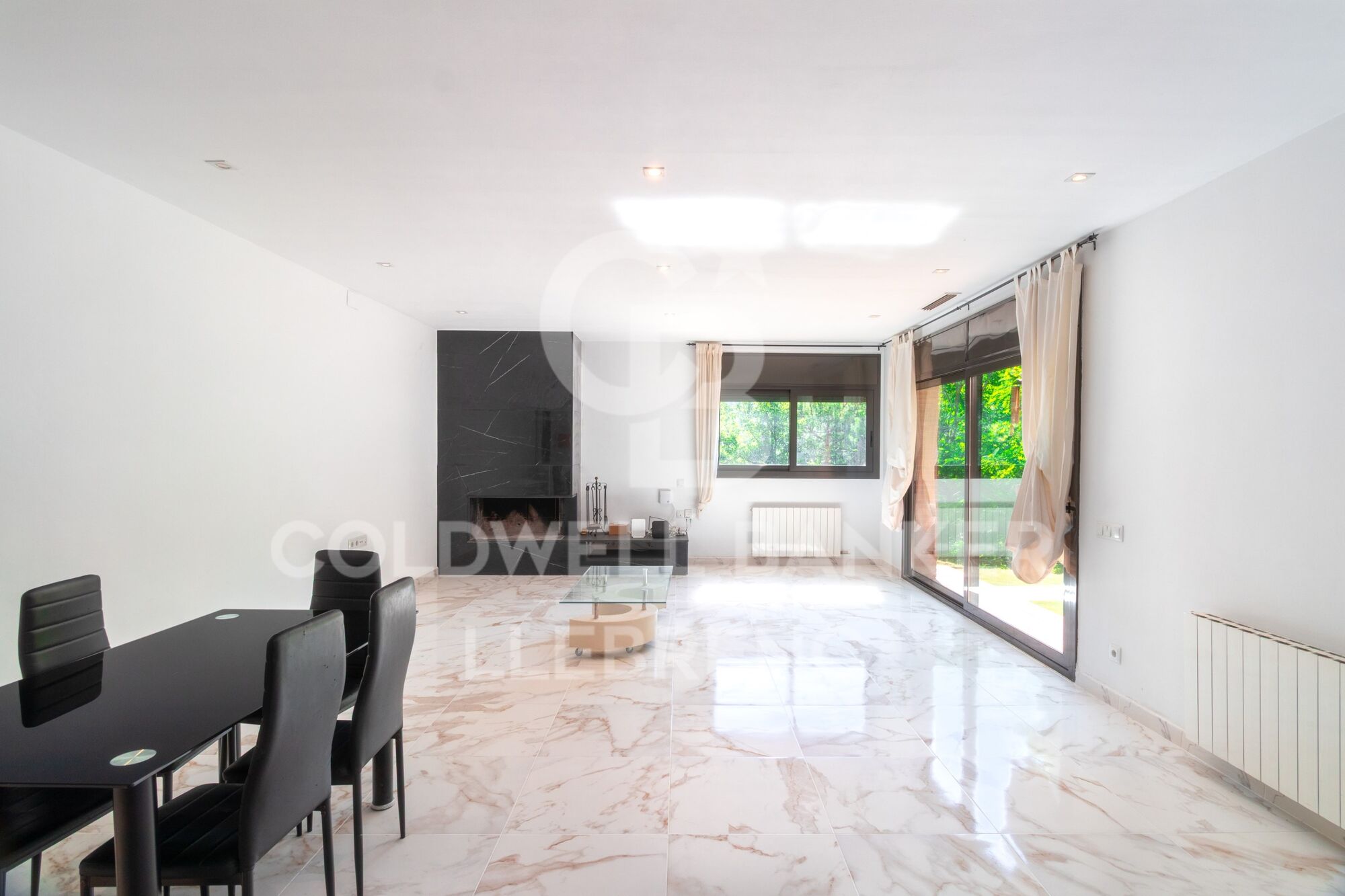 Espectacular casa unifamiliar e venta con jardín y piscina de 507 m² con piscina y jardín en Can Cortés