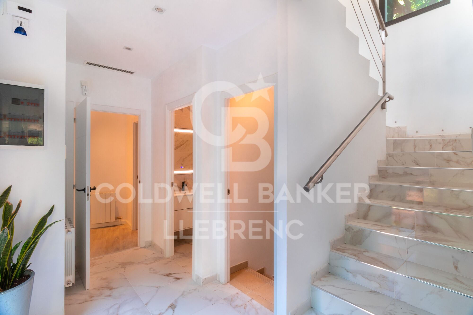 Espectacular casa unifamiliar e venta con jardín y piscina de 507 m² con piscina y jardín en Can Cortés