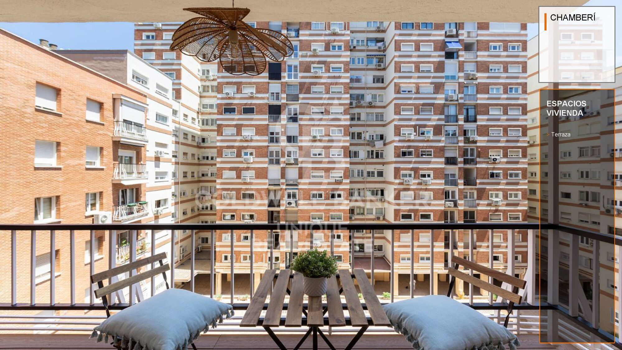 Appartement rénové de 3 chambres à Chamberí