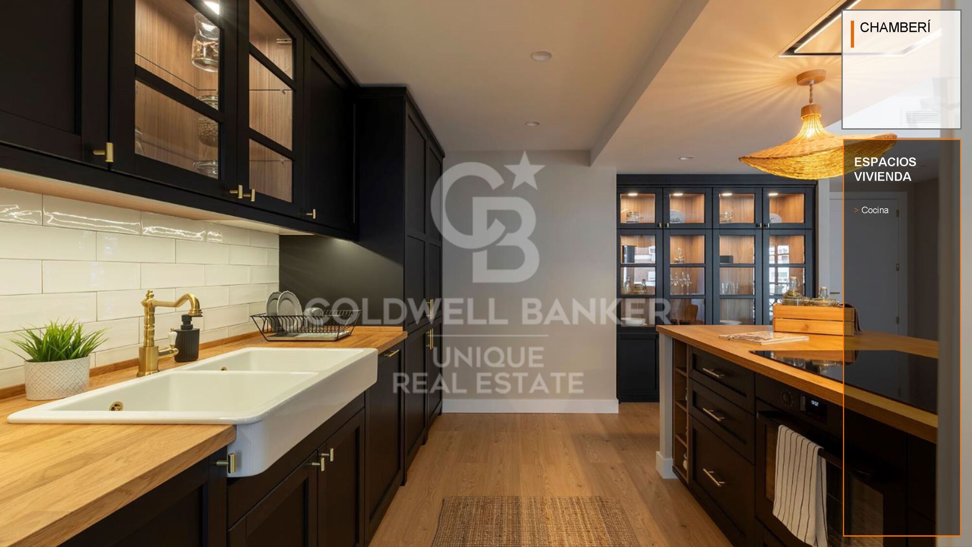 Appartement rénové de 3 chambres à Chamberí