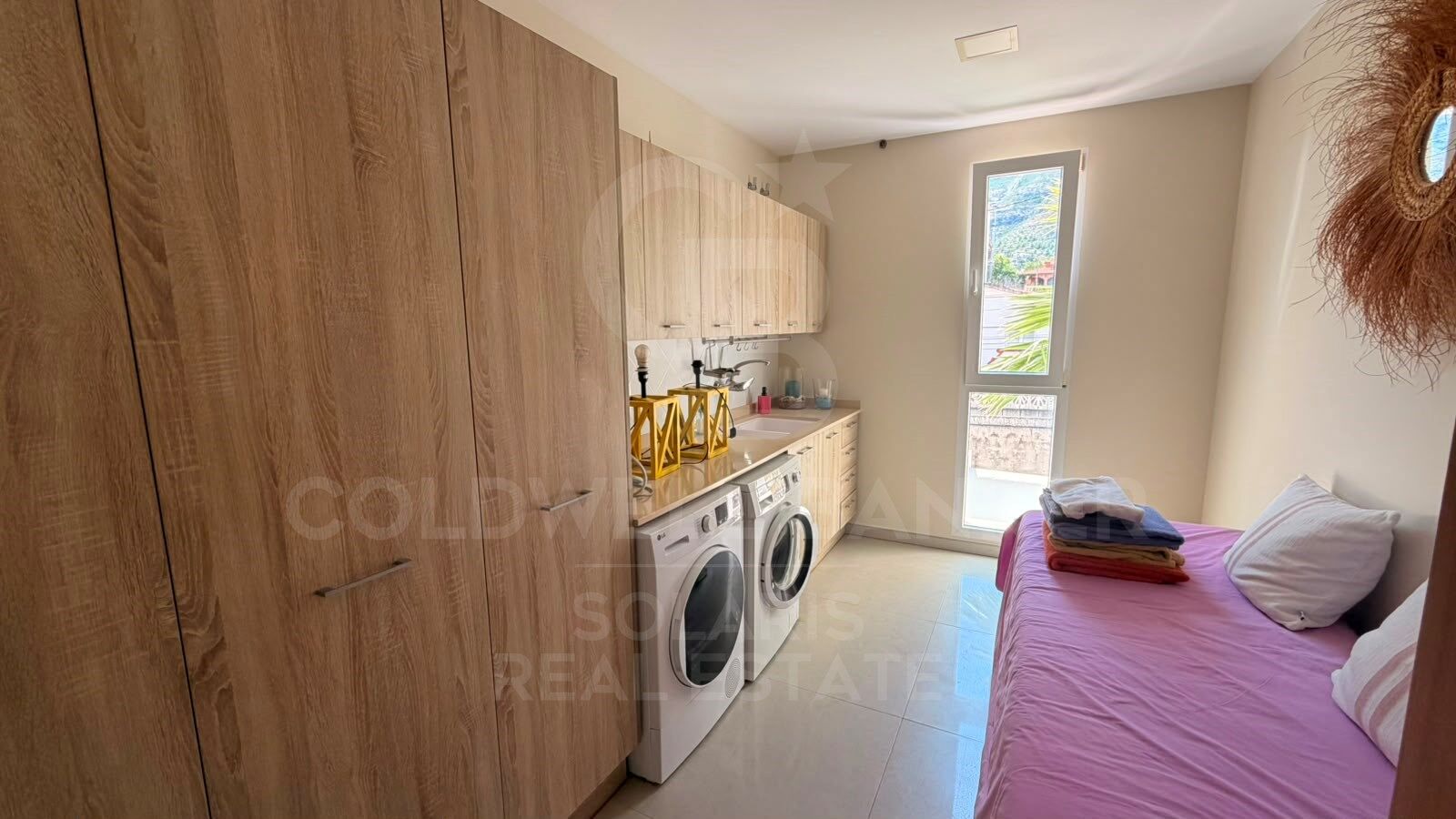 Exklusive Designervilla mit privatem Pool und Panoramablick in Dénia
