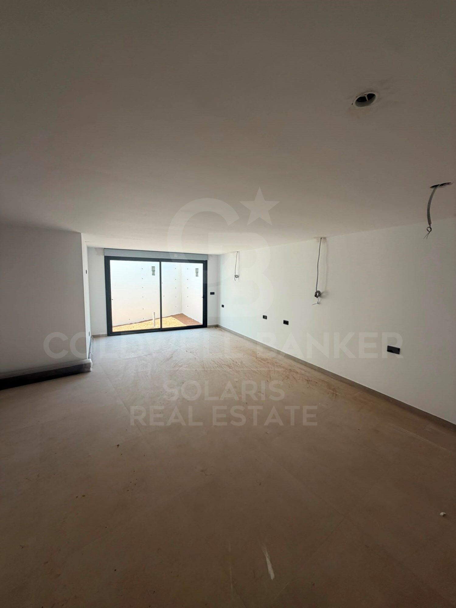Exklusive Neubau-Villa im Ibiza-Stil in Jávea mit Infinity-Pool und Panoramablick