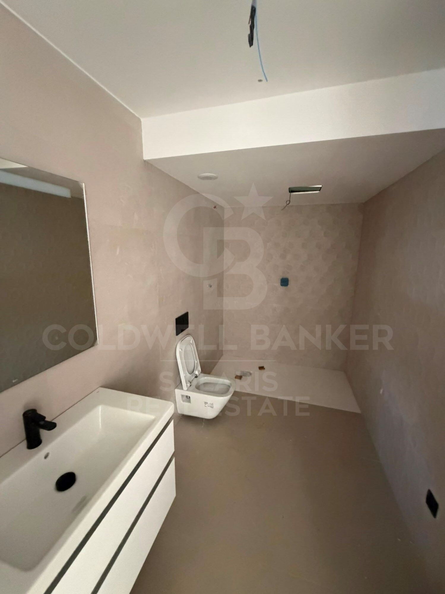 Exclusiva villa de obra nueva de estilo ibicenco en Jávea con piscina infinita y vistas panorámicas