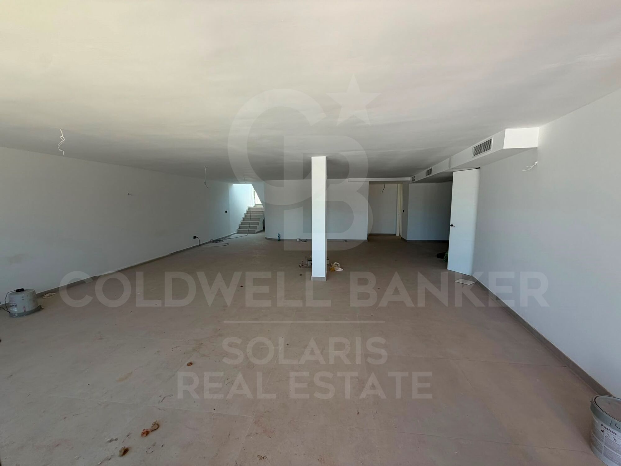 Exclusiva villa de obra nueva de estilo ibicenco en Jávea con piscina infinita y vistas panorámicas