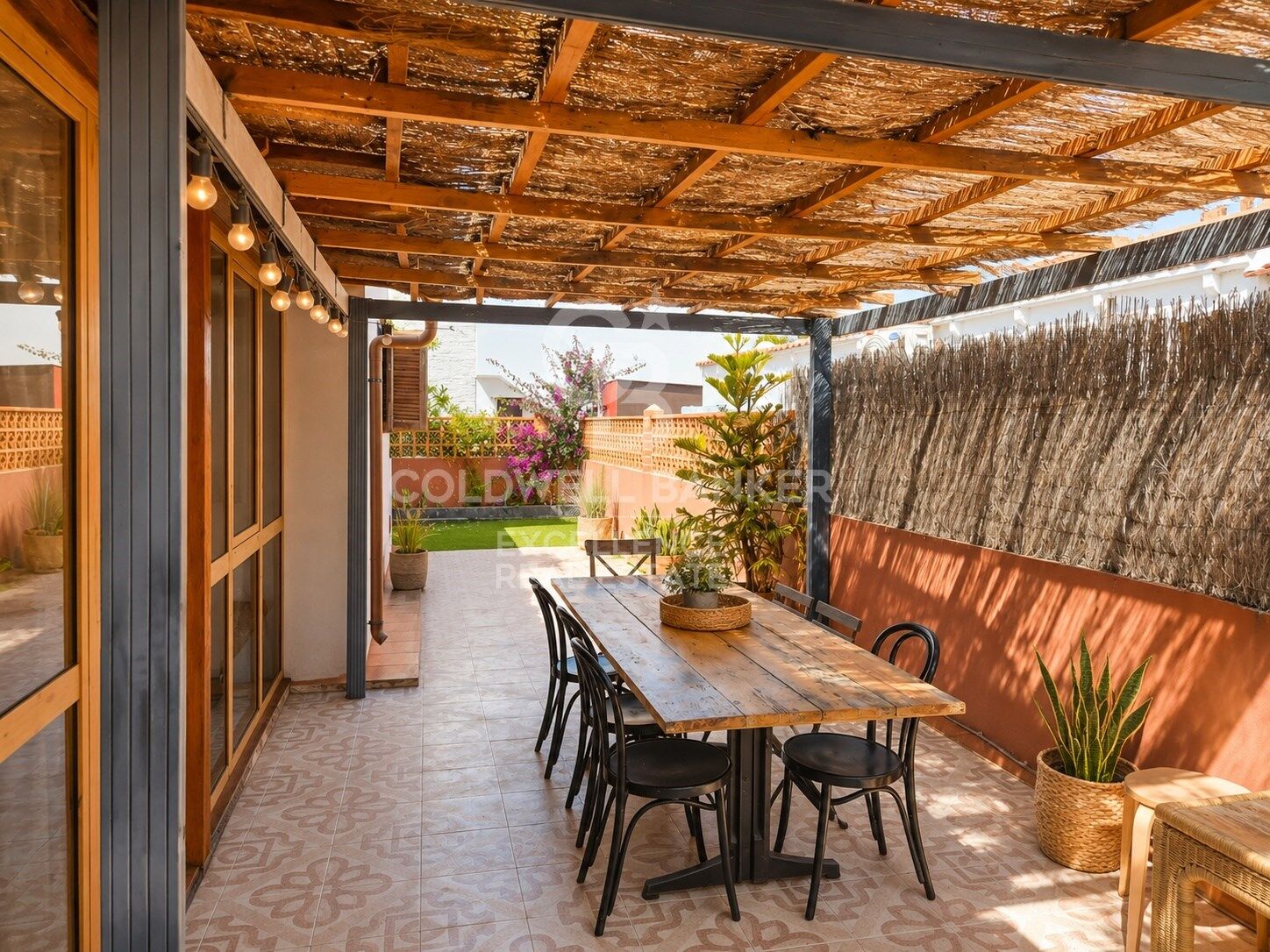 Une Villa Côtière d'Exception dans le Quartier Résidentiel le Plus Recherché de Corralejo