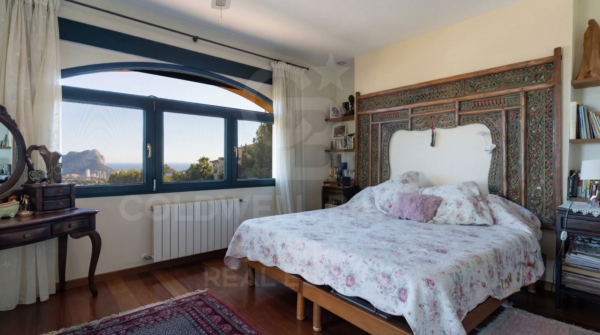 VILLA BENISSA DE ESTILO CLÁSICO - VISTA PANORÁMICA
