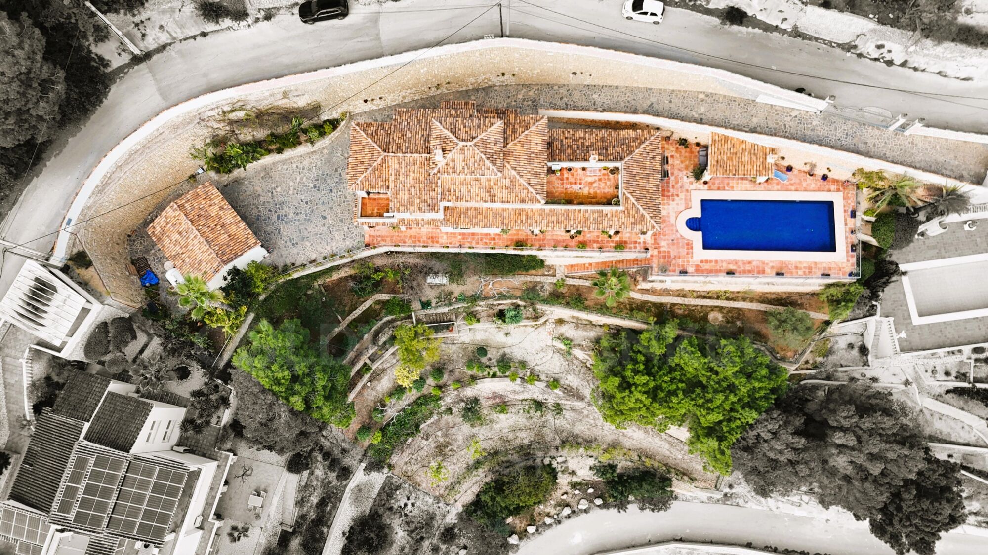 VILLA BENISSA DE ESTILO CLÁSICO - VISTA PANORÁMICA