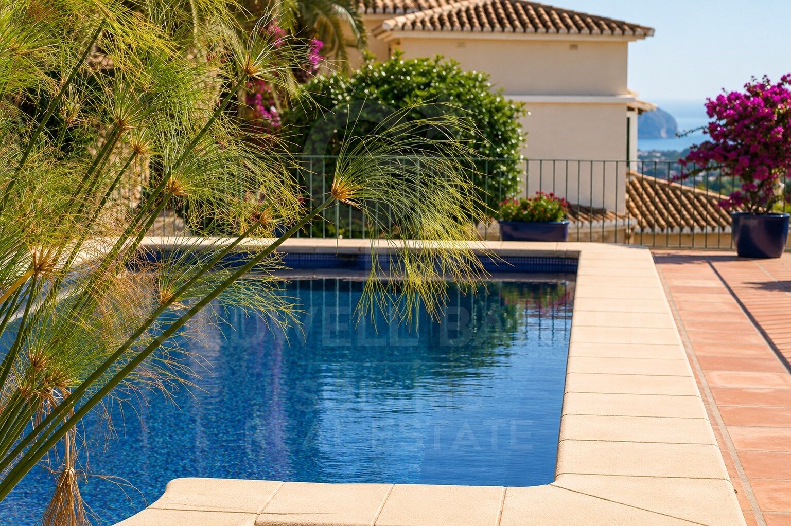 VILLA BENISSA DE ESTILO CLÁSICO - VISTA PANORÁMICA