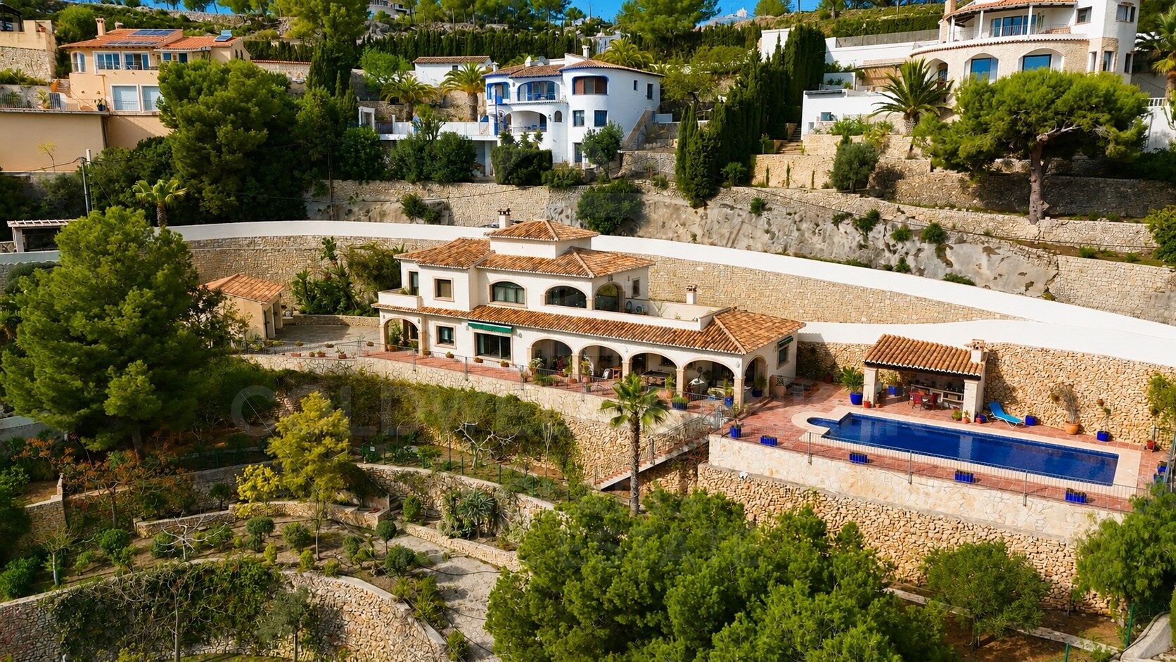 VILLA BENISSA DE ESTILO CLÁSICO - VISTA PANORÁMICA