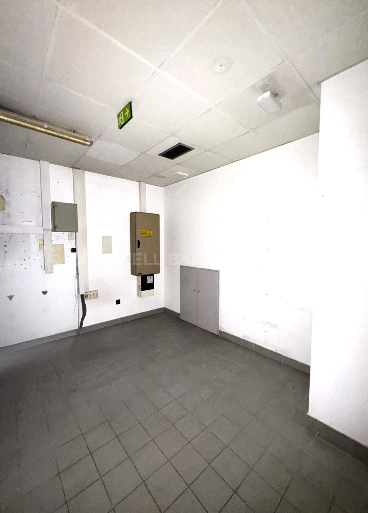 ¡Impulsa tu negocio en una ubicación privilegiada en el centro de Vigo!