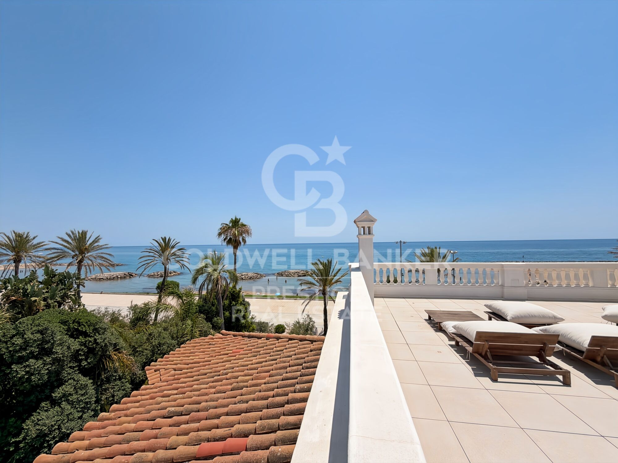 Villa histórica de lujo en primera línea de mar en Sitges · Terramar
