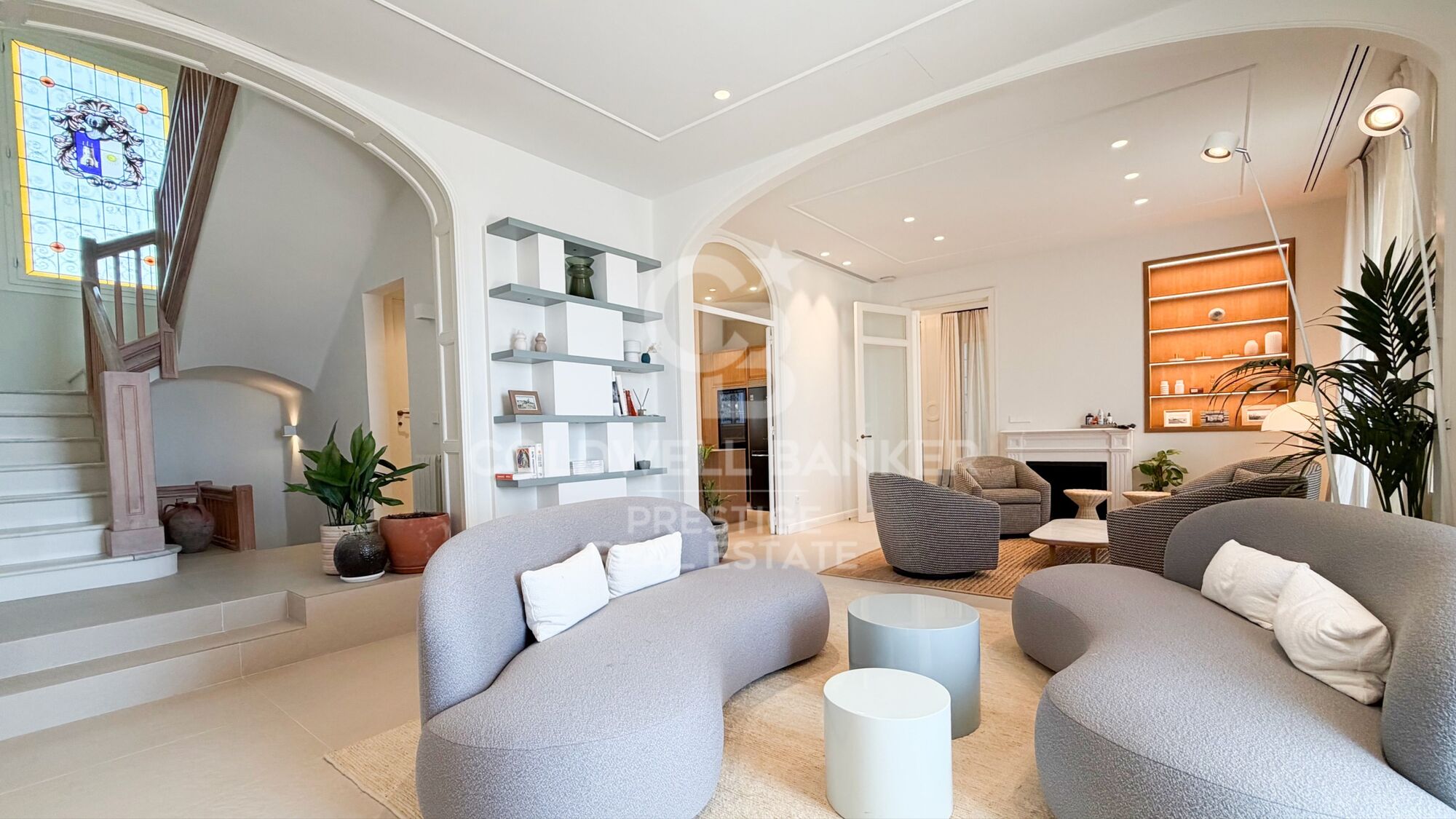 Villa historique de luxe en première ligne de mer à Sitges · Terramar
