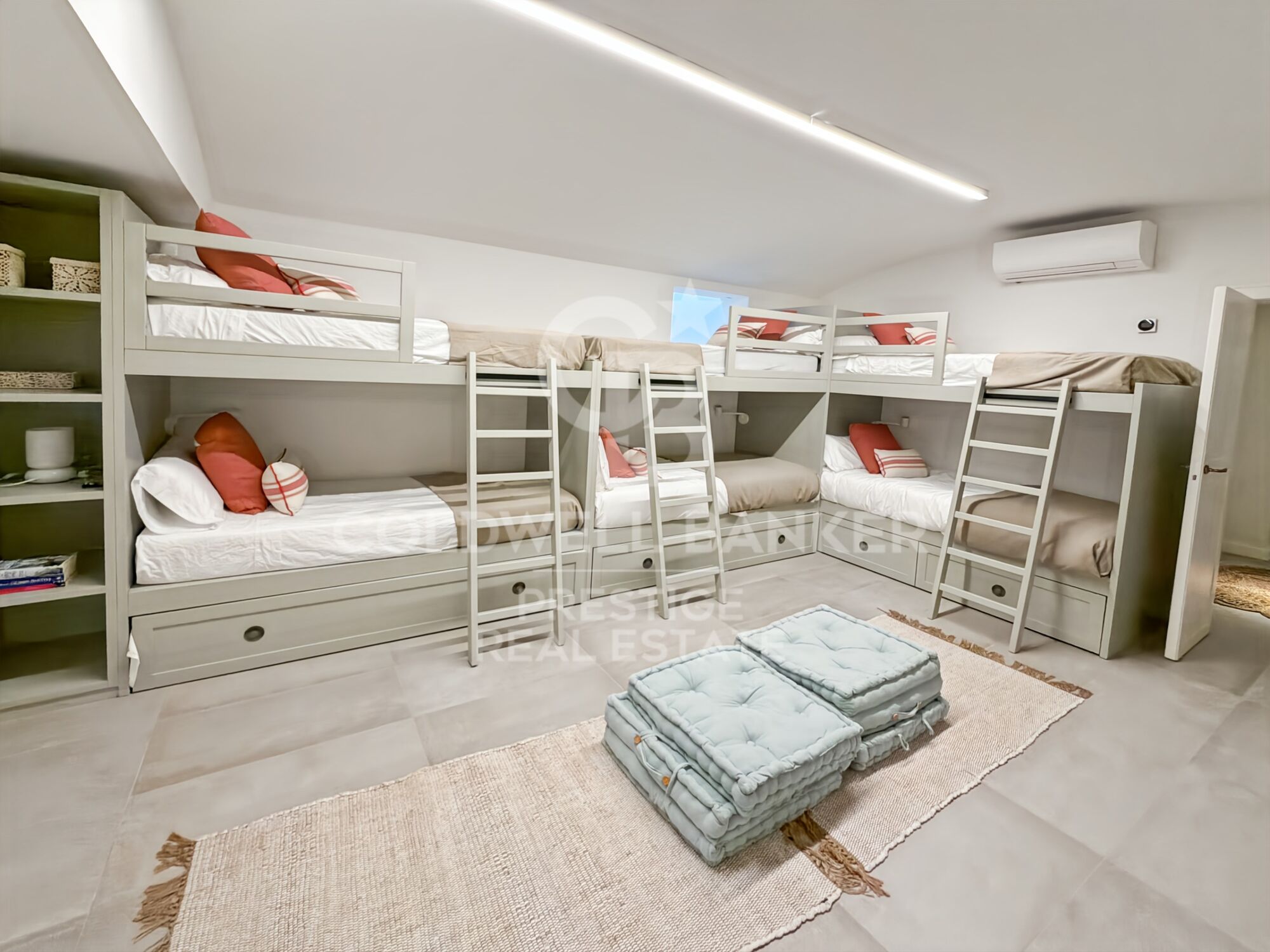 Villa histórica de lujo en primera línea de mar en Sitges · Terramar