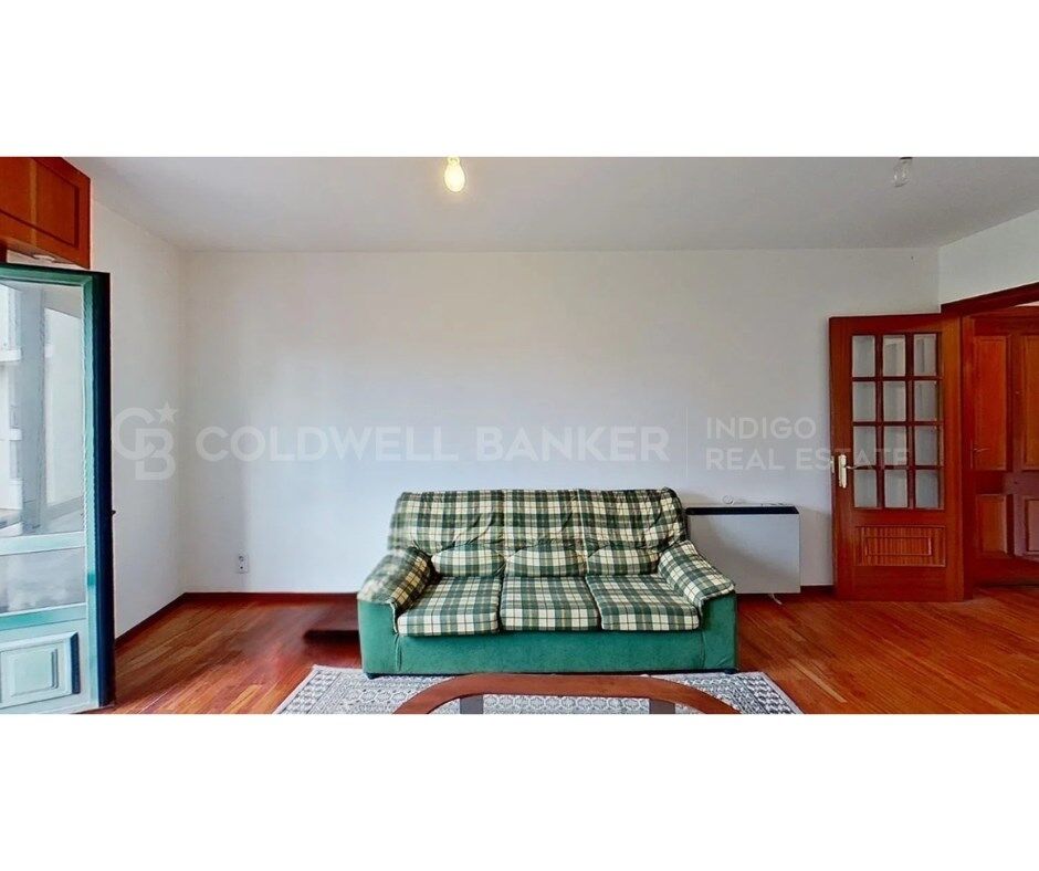 Amplio y luminoso piso en venta en Bertamiráns con garaje y trastero