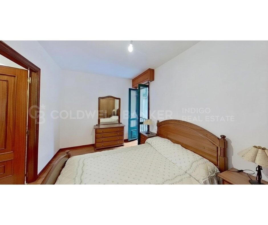 Amplio y luminoso piso en venta en Bertamiráns con garaje y trastero