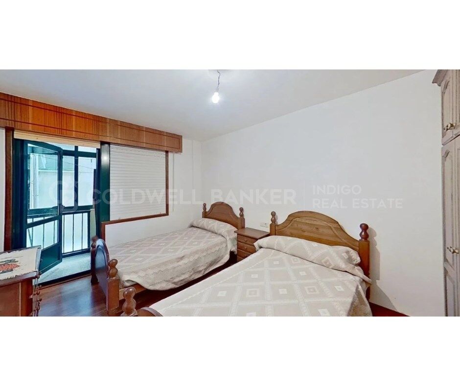 Amplio y luminoso piso en venta en Bertamiráns con garaje y trastero