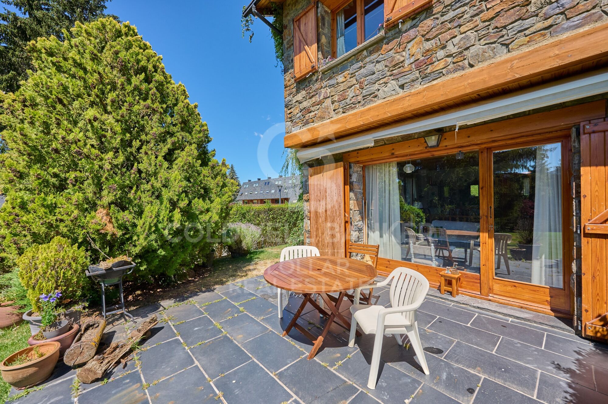 Maison de ville avec jardin à Llívia